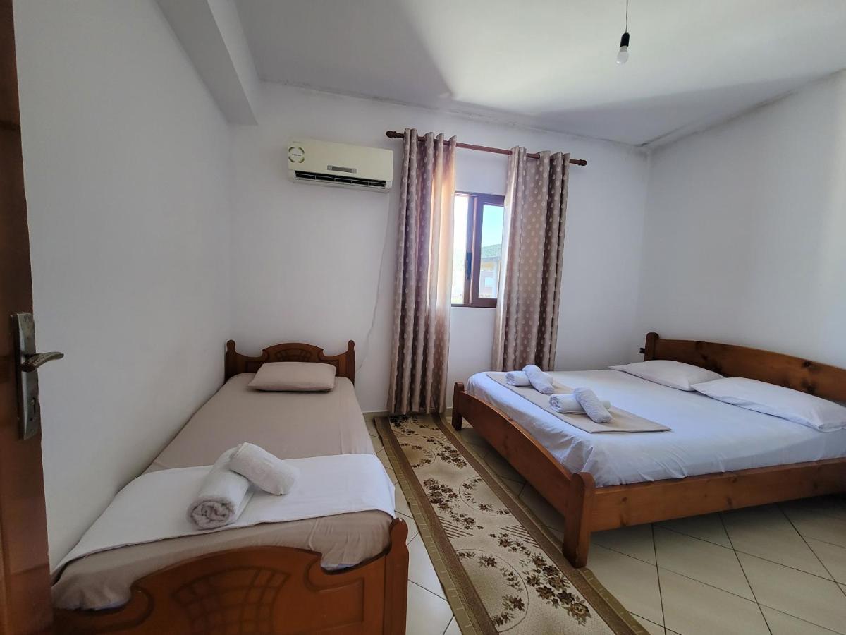 Guesthouse Veliaj Ксамил Екстериор снимка