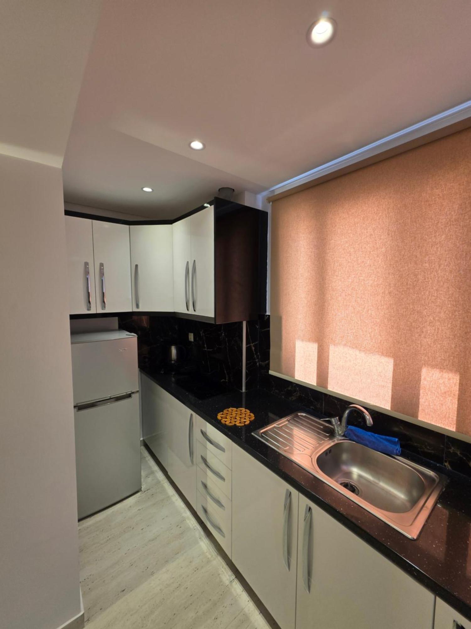 Guesthouse Veliaj Ксамил Екстериор снимка