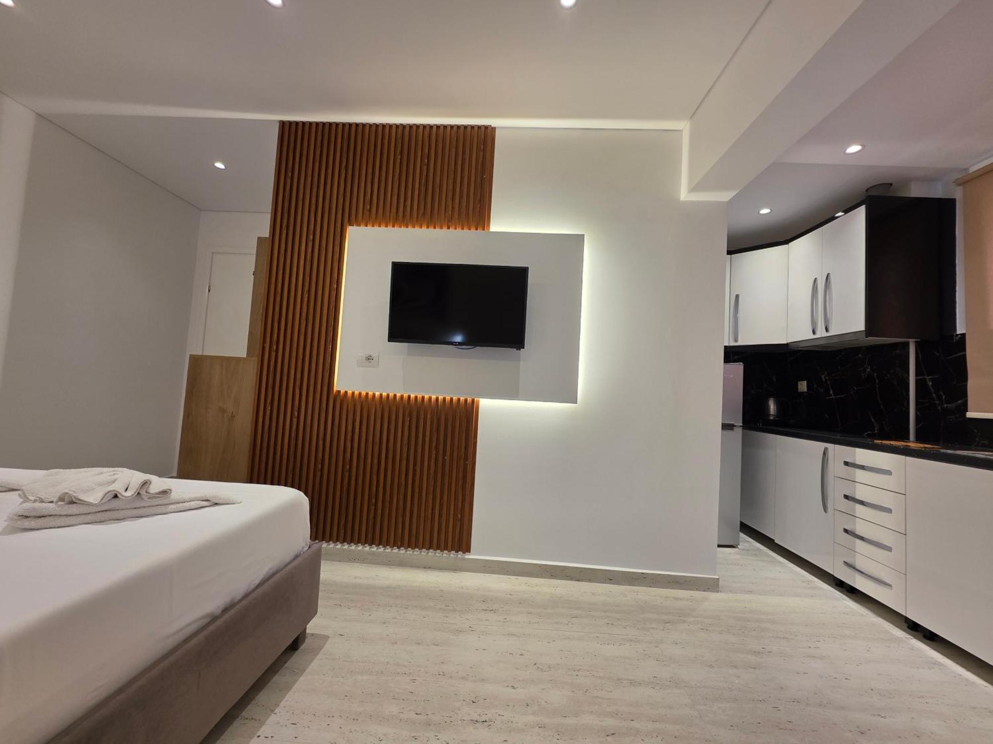 Guesthouse Veliaj Ксамил Екстериор снимка